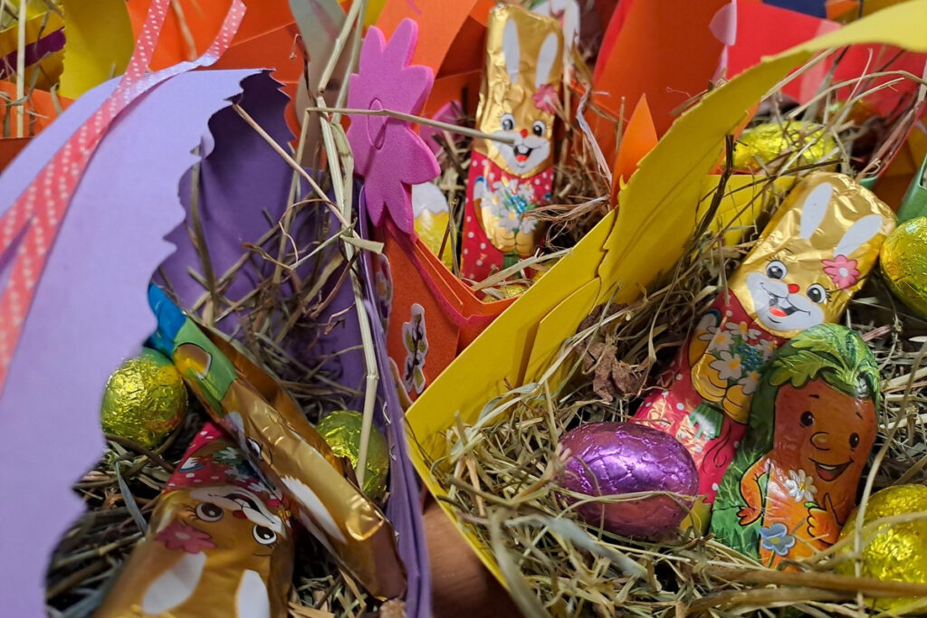 Wir wünschen frohe Ostern und schöne Ferien.